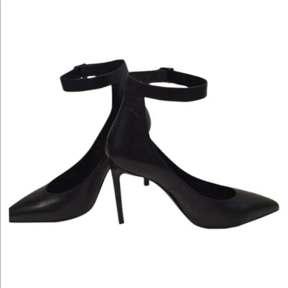 YSL BLACK LEATHER PUMPS ANKLE STRAP SIZE 38